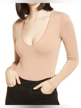 NW SCULPT V-NECK BODYSUIT